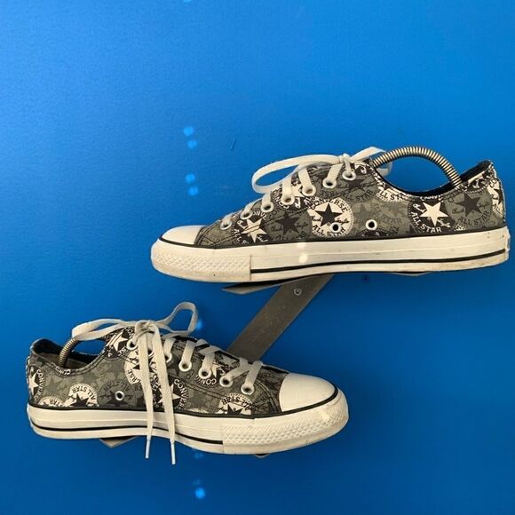 CONVERSE CHUCK TAYLOR ALL STAR Low Top SHOES All Star Logo Print Men 9 - Picture 1 of 8